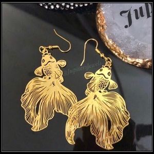 New Gold Steel laser chrome plate koi beta ocean fish astrology Pisces earrings